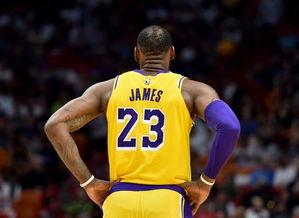 詹姆斯吃瓜事件视频,揭秘篮球巨星背后的趣味瞬间